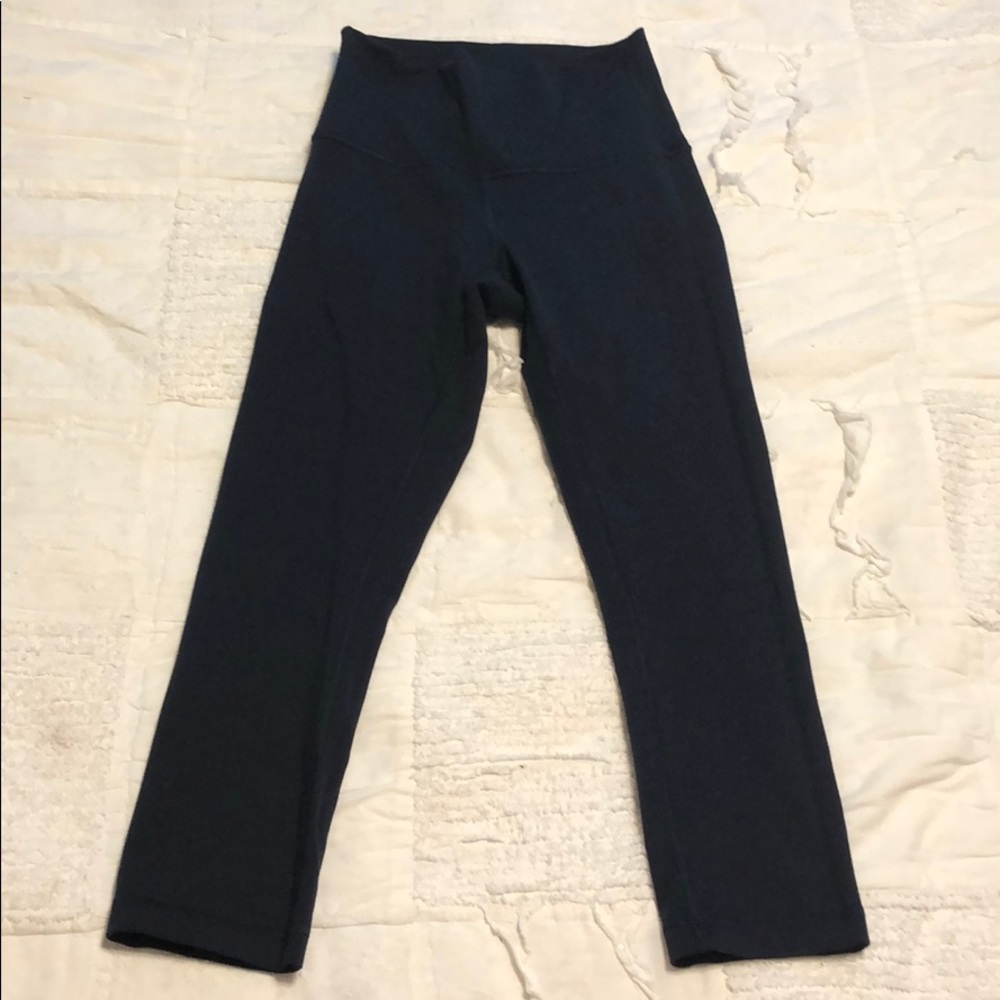 Lululemon wonder under